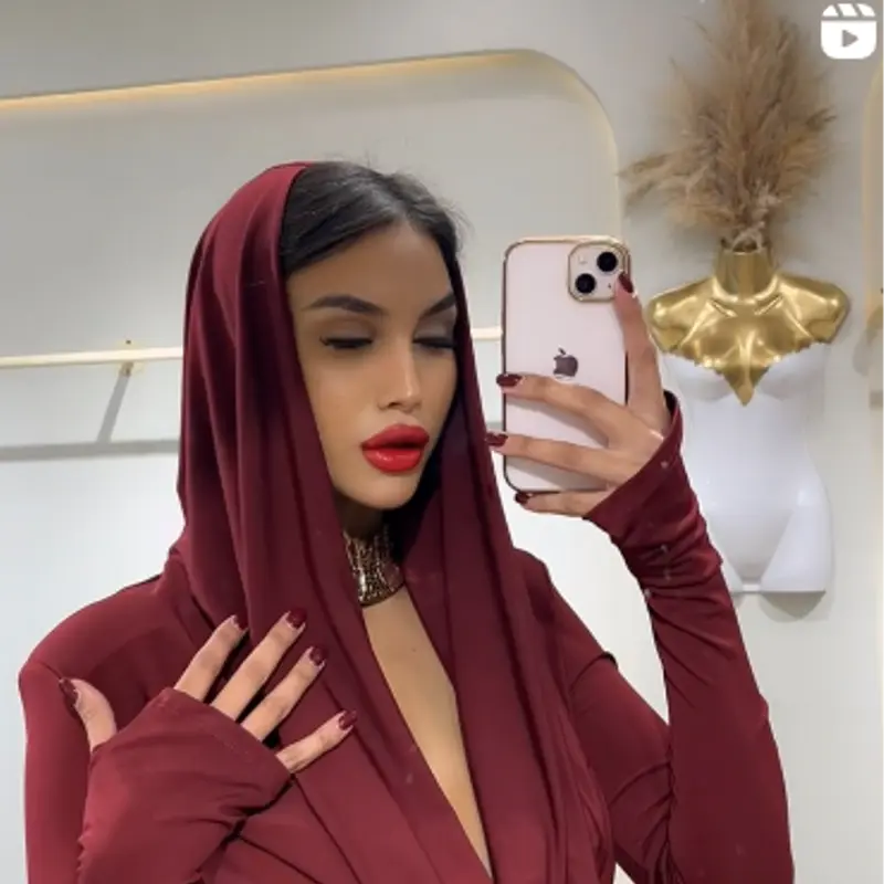 ROBE