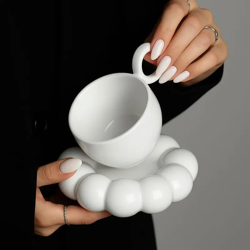 Tasse café avec sous-tasse