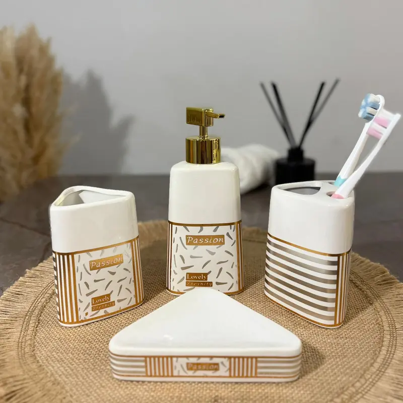 Set Accessoires Salle de Bain 4 Pièces